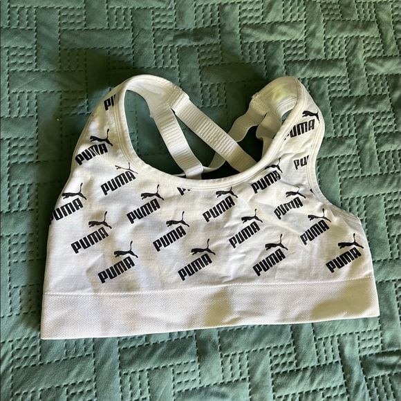 Reebok and Puma top. - Picture 8 of 13